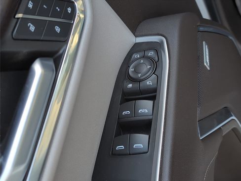 Used 2022 GMC Sierra 1500 SLT w/ SLT Premium Plus Package image 16