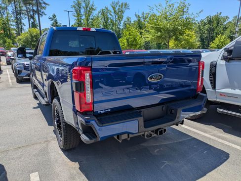 Used 2026 Ford F250 XLT w/ XLT Premium Package AWD/4WD image 4
