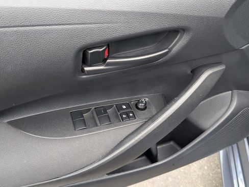 Used 2025 Toyota Corolla LE image 15