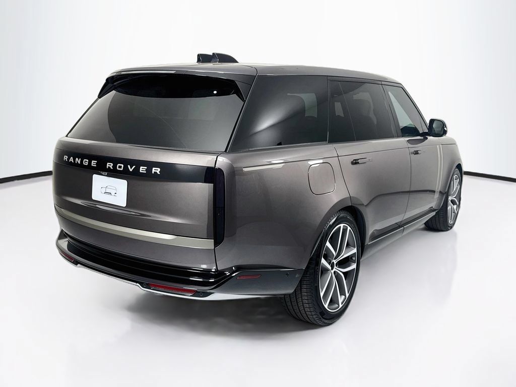New 2026 Land Rover Range Rover Long Wheelbase SE AWD/4WD image 5