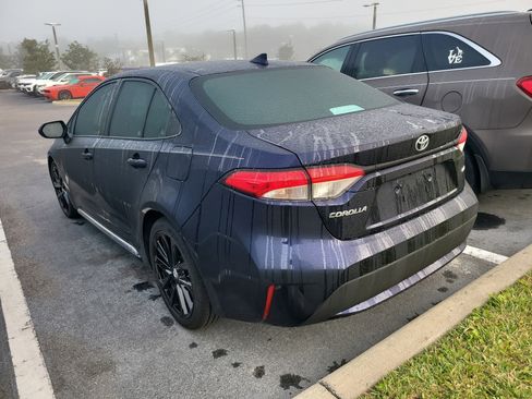 Used 2022 Toyota Corolla LE image 6