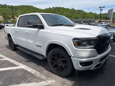 Used 2021 RAM 1500 Laramie AWD/4WD image 4