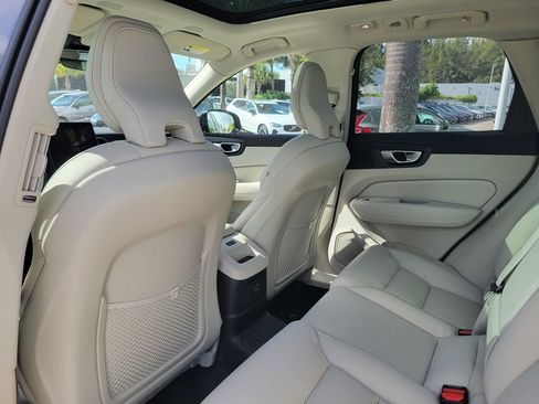 New 2026 Volvo XC60 T8 Ultra w/ Protection Package Premier AWD/4WD image 5