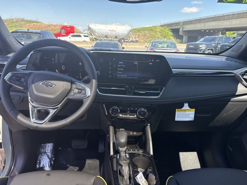 New 2026 Chevrolet TrailBlazer ACTIV AWD/4WD image 15