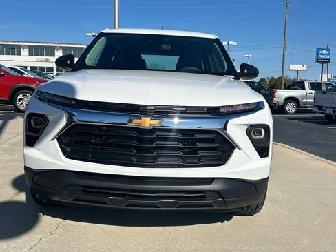 New 2026 Chevrolet TrailBlazer LS image 2