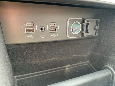 Used 2022 Jeep Grand Cherokee L Limited image 36