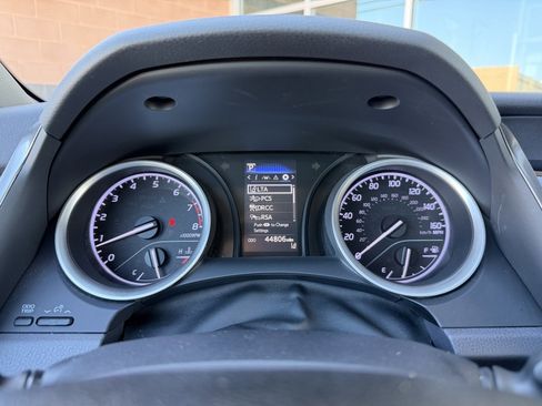 Used 2021 Toyota Camry LE image 19