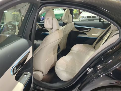 Used 2026 Mercedes-Benz E 350 4MATIC Sedan image 13