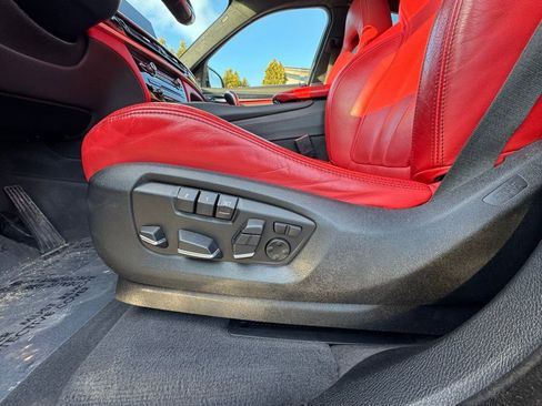 Used 2017 BMW X6 M image 15
