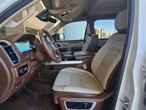 Used 2021 RAM 1500 Laramie image 12