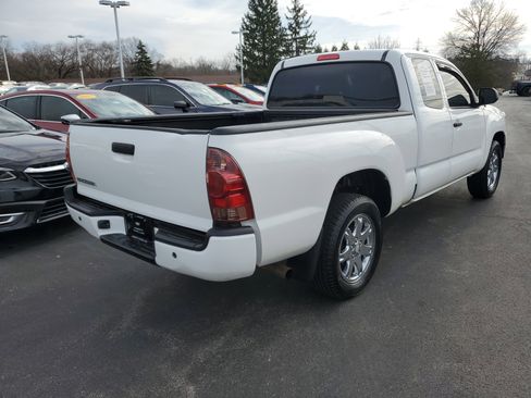 Used 2013 Toyota Tacoma 2WD Access Cab image 3