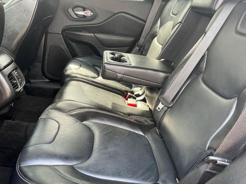 Used 2014 Jeep Cherokee Limited AWD/4WD image 14
