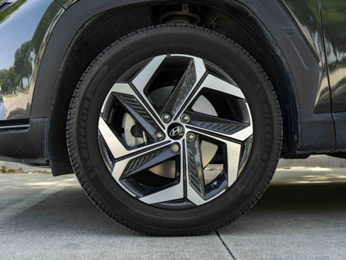 Used 2023 Hyundai Tucson Limited AWD/4WD image 14