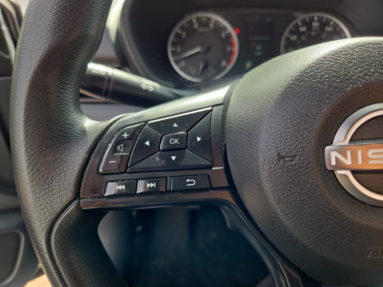 Used 2024 Nissan Sentra S FWD image 11