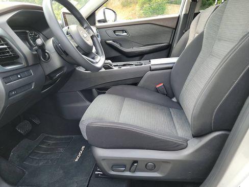 Used 2021 Nissan Rogue SV AWD/4WD image 7