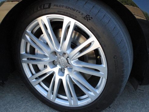 Used 2015 Audi A8 L 4.0T w/ Premium Package image 33