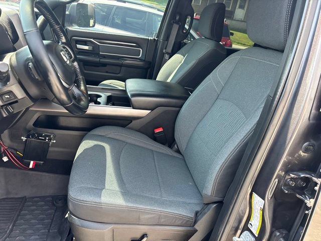 Used 2022 RAM 3500 Big Horn w/ Night Edition AWD/4WD image 11