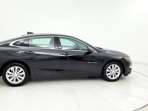 Used 2025 Chevrolet Malibu LT image 5