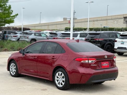 Used 2026 Toyota Corolla LE image 6