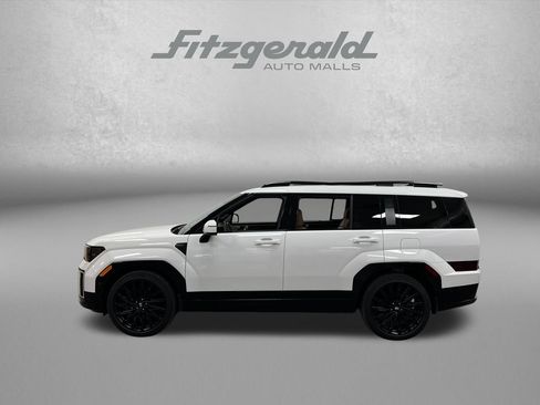 Used 2026 Hyundai Santa Fe Calligraphy FWD image 2