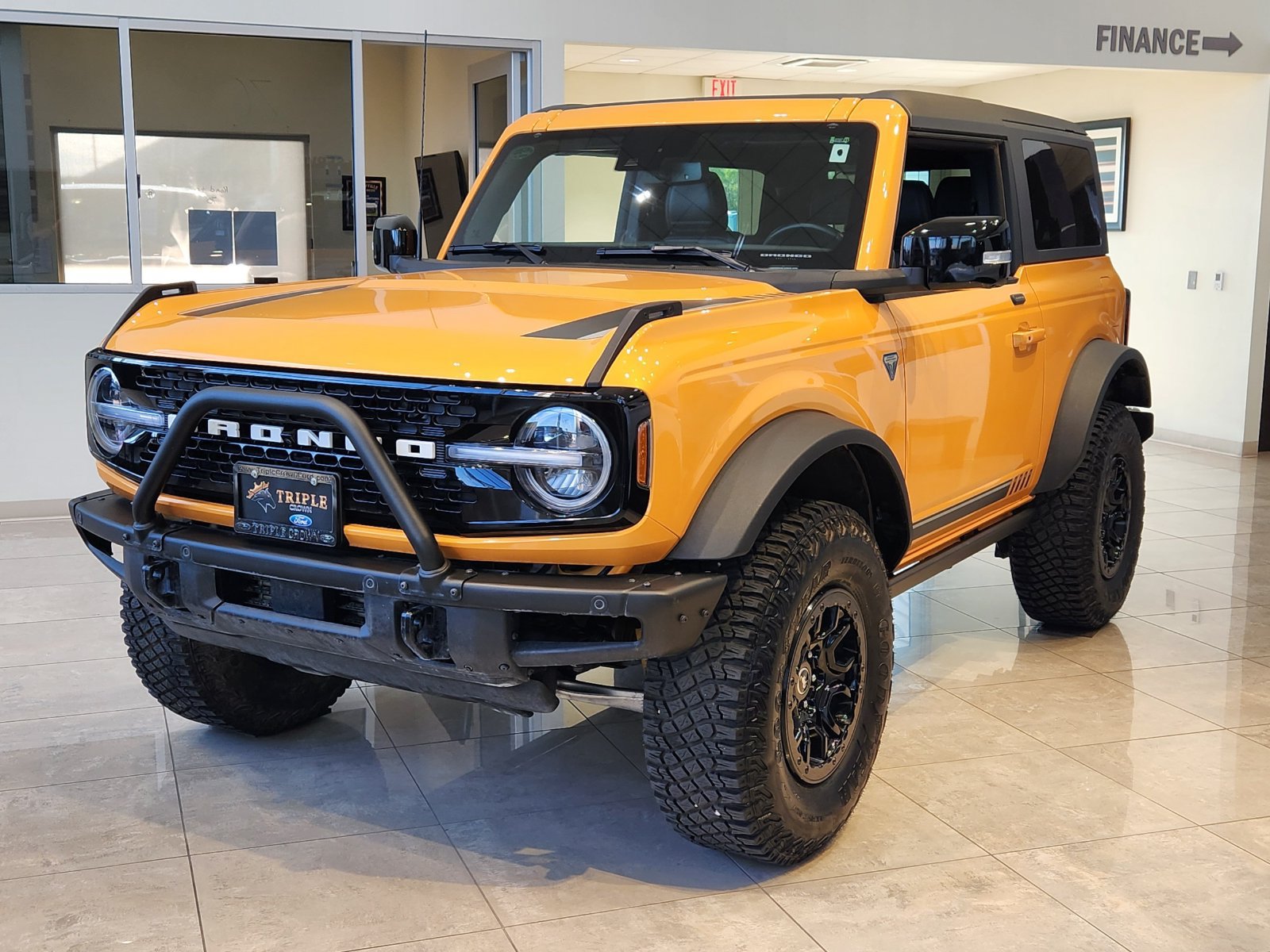 Certified 2021 Ford Bronco First Edition AWD/4WD image 2