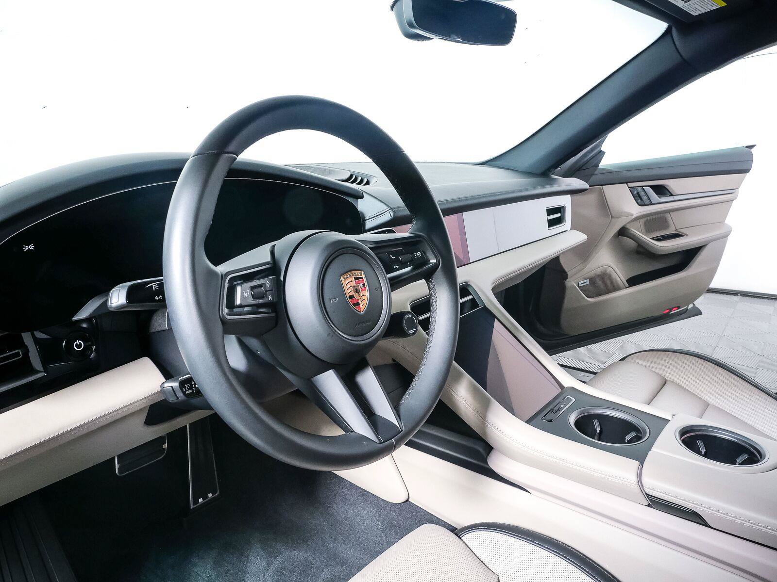 Certified 2025 Porsche Taycan AWD/4WD image 4
