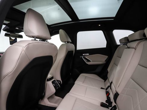 Used 2025 BMW X1 xDrive28i w/ Technology Package image 19