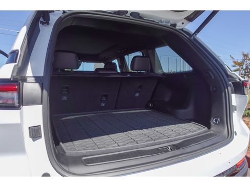 Used 2025 Jeep Grand Cherokee Limited w/ Luxury Tech Group II AWD/4WD image 26