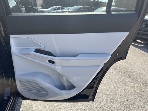 New 2026 Jeep Cherokee Limited AWD/4WD image 16