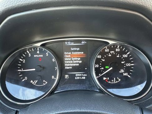 Used 2015 Nissan Rogue SV image 36