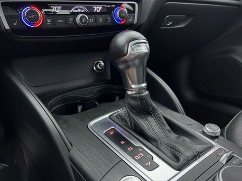 Used 2016 Audi A3 e-tron Premium w/ 17" Wheel Package image 48