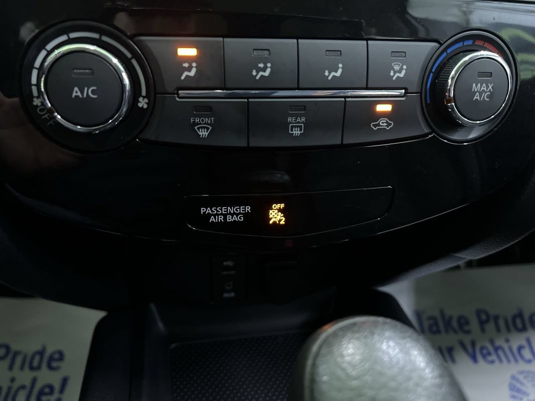 Used 2016 Nissan Rogue S AWD/4WD image 23
