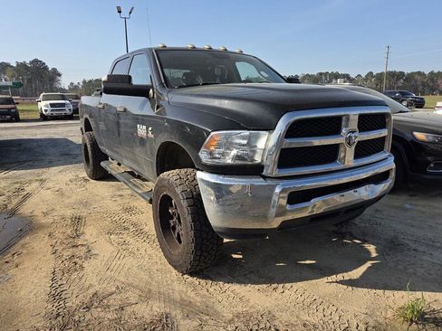 Used 2017 RAM 2500 Tradesman w/ Chrome Appearance Group image 2