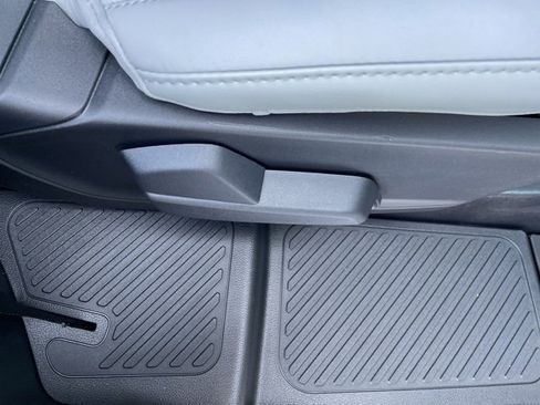 New 2026 Ford Explorer Platinum image 58