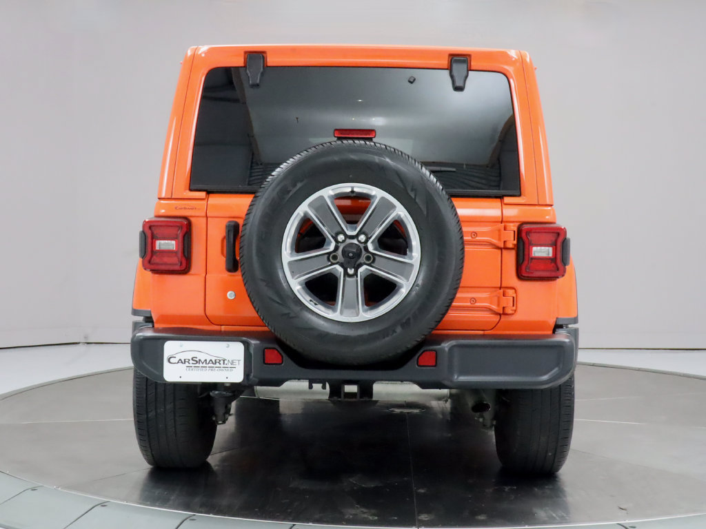 Used 2019 Jeep Wrangler Unlimited Sahara w/ LED Lighting Group AWD/4WD image 4