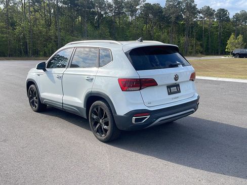 Used 2023 Volkswagen Taos SE image 5