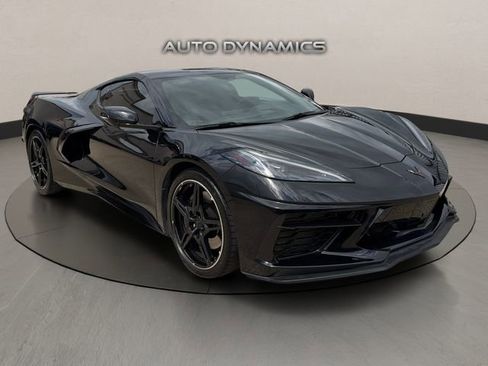 Used 2023 Chevrolet Corvette Stingray Coupe w/ Z51 Performance Package RWD image 7