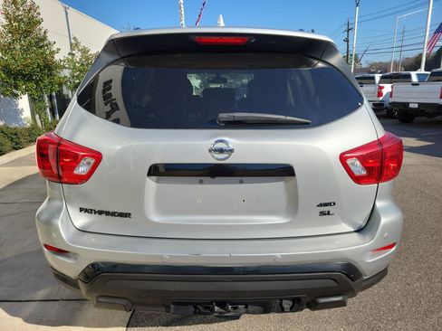 Used 2020 Nissan Pathfinder SL image 6