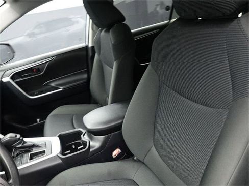 Certified 2025 Toyota RAV4 LE image 19