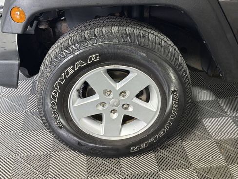 Used 2017 Jeep Wrangler Unlimited Sport w/ Quick Order Package 24S image 12