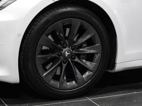 Used 2018 Tesla Model S 75D image 61