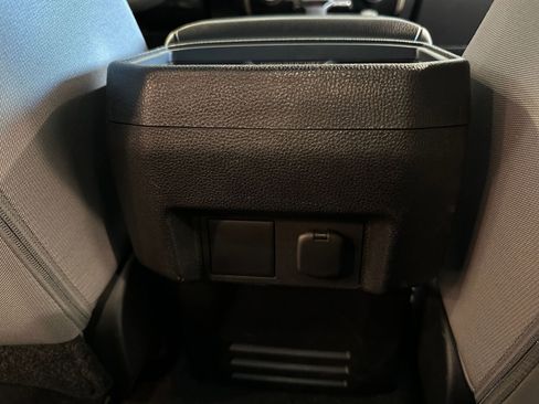 Used 2025 Toyota Tacoma TRD Off-Road image 24