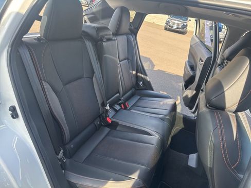 Used 2025 Subaru Crosstrek 2.5i Limited w/ Crosstrek Mirror Package image 15