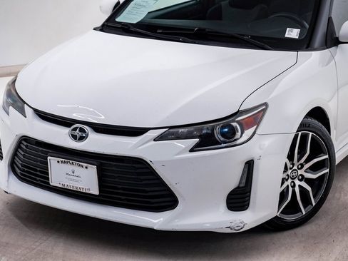 Used 2014 Scion tC image 4