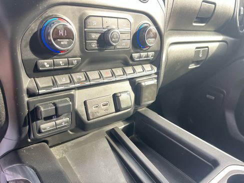 Used 2020 Chevrolet Silverado 2500 LTZ w/ LTZ Premium Package image 21