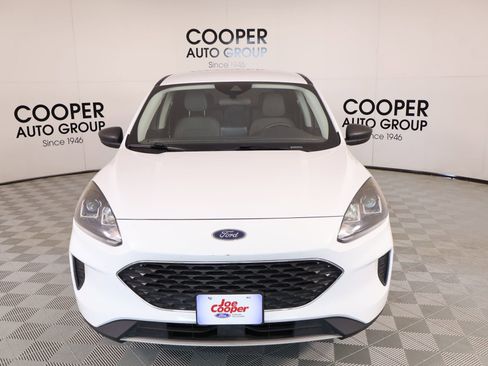 Used 2022 Ford Escape SE FWD image 8
