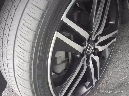 Used 2017 Honda Accord Sport image 8