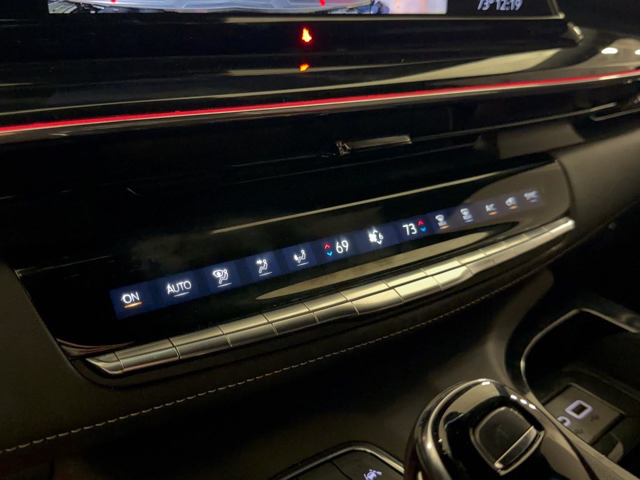 Used 2023 Cadillac Escalade Sport w/ LPO, ONYX Package AWD/4WD image 22