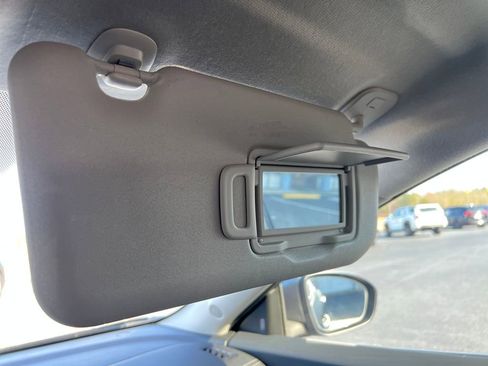 Used 2022 Nissan Sentra SV image 53