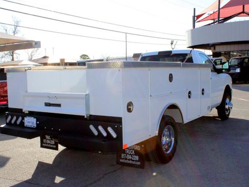 Used 2024 RAM 3500 Tradesman image 3